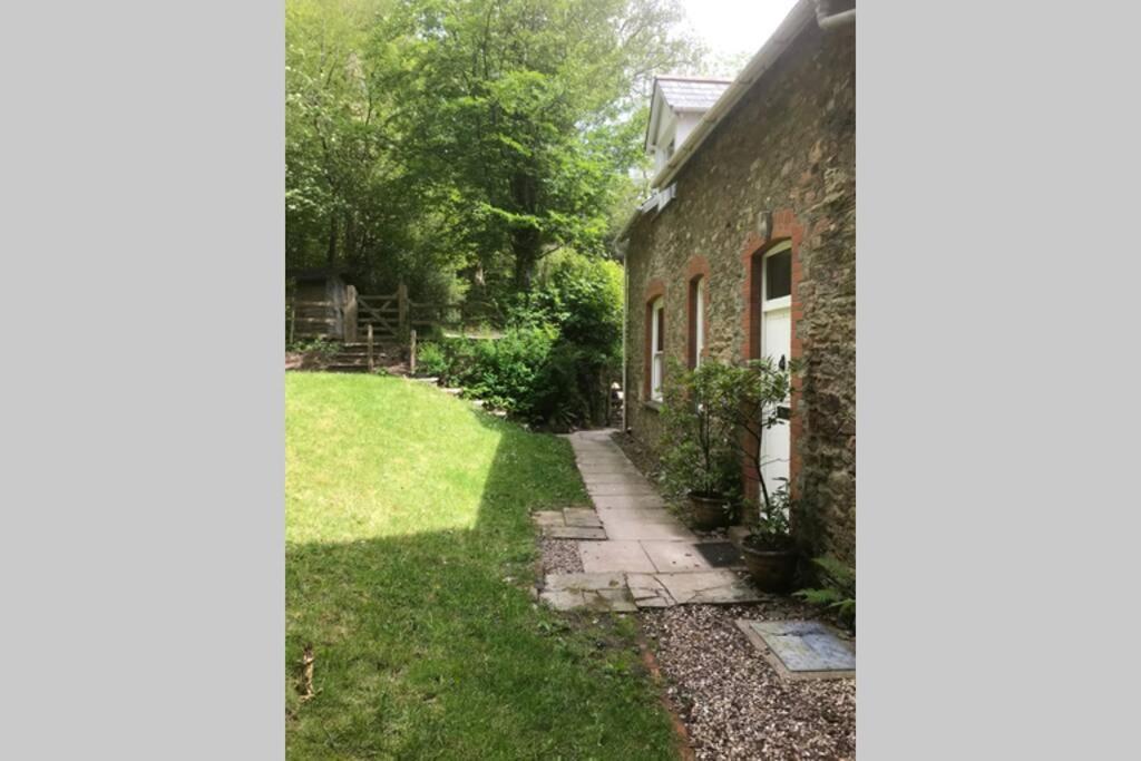 Peaceful Cottage, Close To Coast & Moor Parracombe Exterior photo